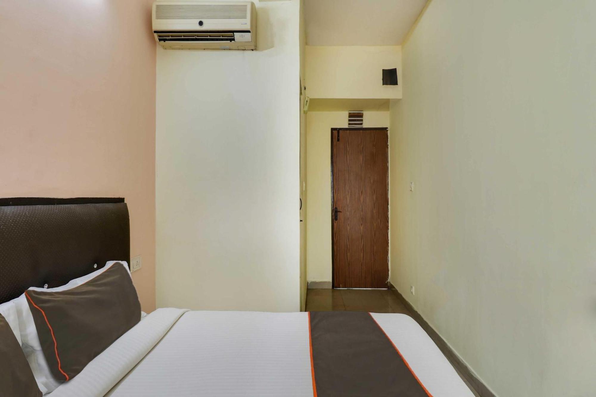 Hotel O Royal Galaxy Bangalore Eksteriør billede