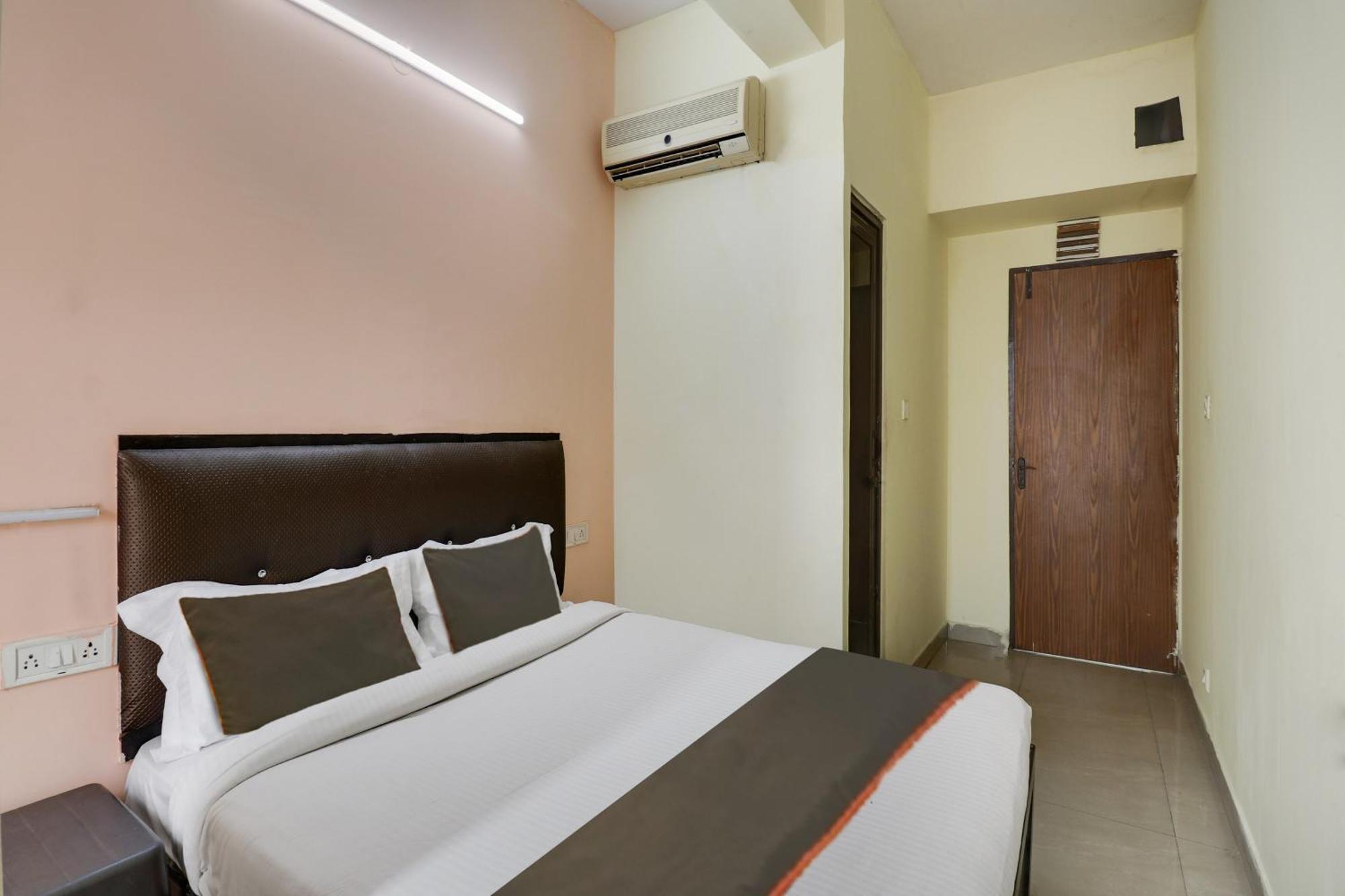 Hotel O Royal Galaxy Bangalore Eksteriør billede