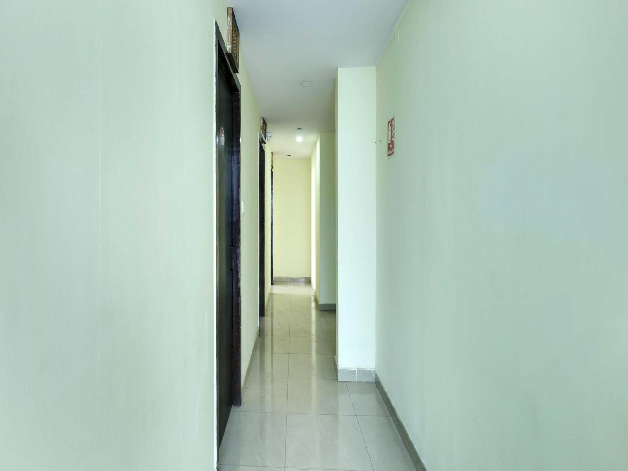 Hotel O Royal Galaxy Bangalore Eksteriør billede